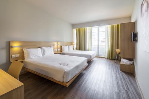 Moov Hotel Porto Centro, Room