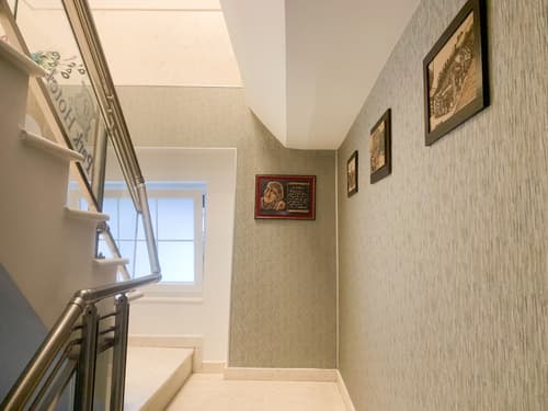 Park Hotel, Reception