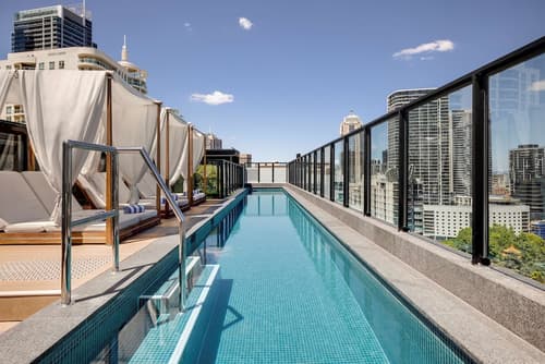 Vibe Hotel Sydney Darling Harbour, Pool