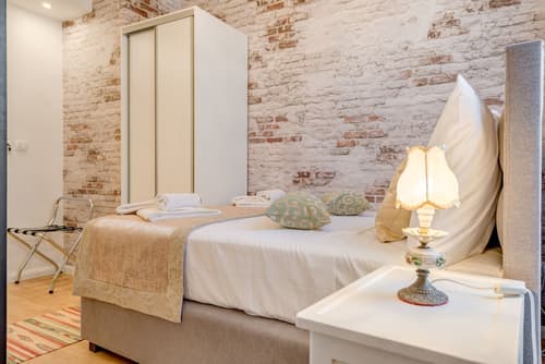 Le Monde Luxury Accommodation, Room