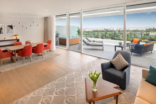 JA Lake View Hotel, Dubai, Room