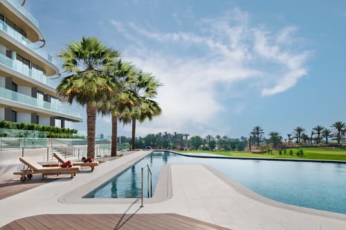 JA Lake View Hotel, Dubai, Pool