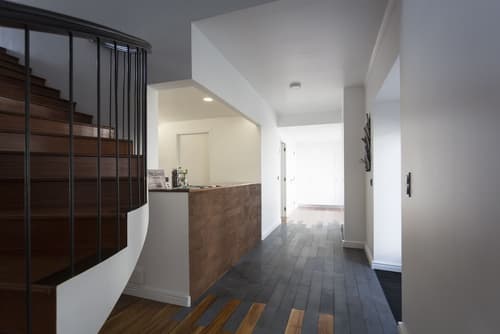 Volcanic Charming House, Reception