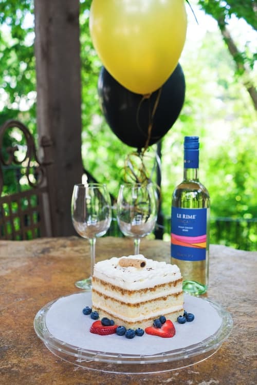 The Evers House, Concierge desk