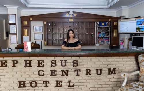 Ephesus Centrum, Reception