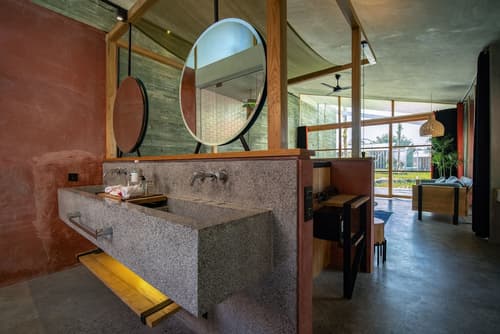 Shore Amora Canggu, Room