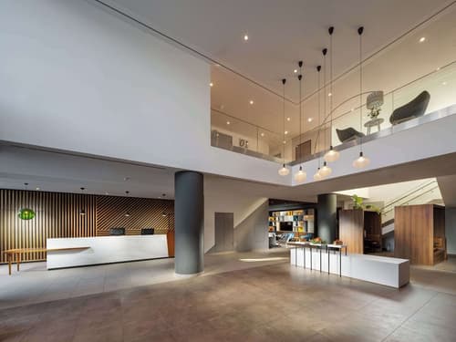 Clarion Hotel Vienna South, Lobby