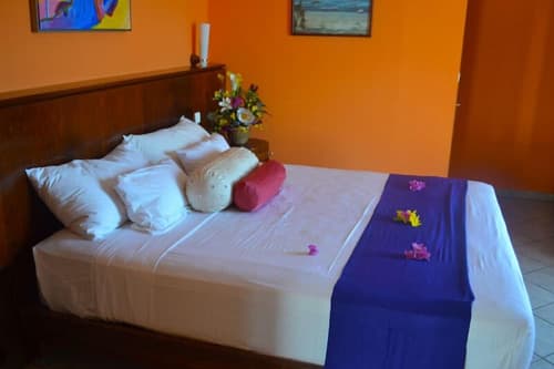 Villa Victoria, Room