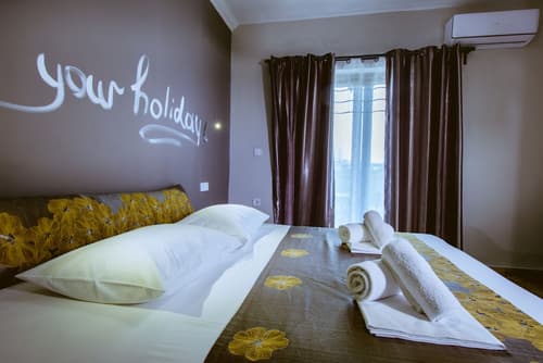 Gregory Comfort Hotel, Room