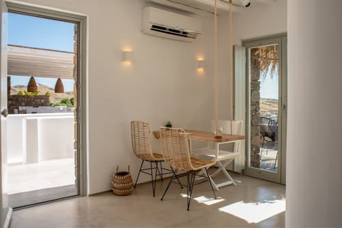 The Summit of Mykonos, Reception