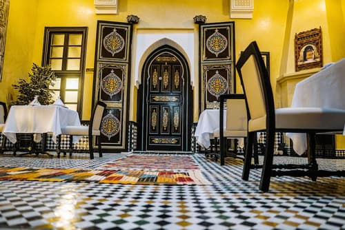 Riad Zidania, Lobby
