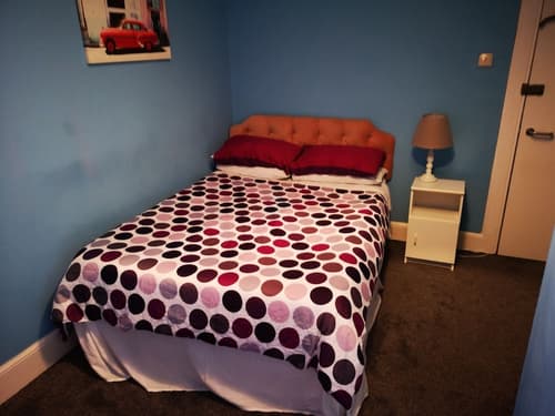 Claredon Hotel, Room