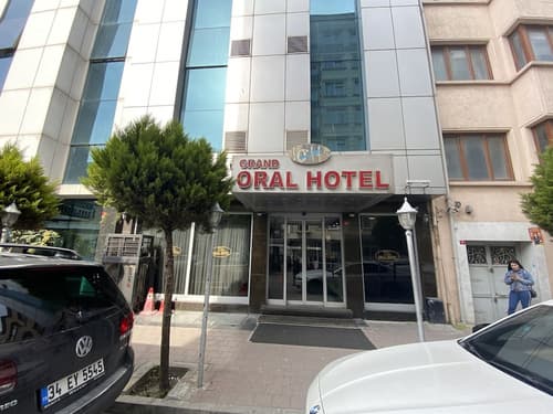 Grand Oral Hotel, Primary image