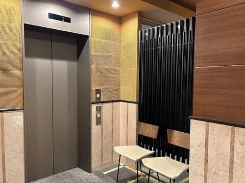 Cypress Inn Tokyo, Lobby