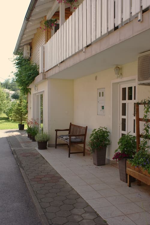 House Magdić Plitvice, Reception