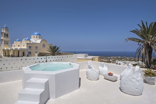 Dimael Mansion, Primary image