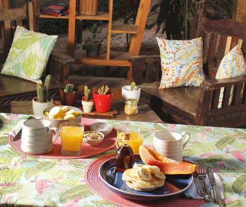 Hotel Boruca Tamarindo, Breakfast meal