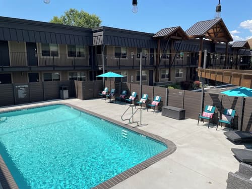 The Hotel Y, Primary image