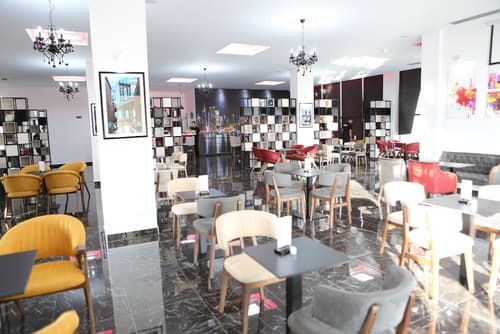 Hotel New York Kamez, Cafe