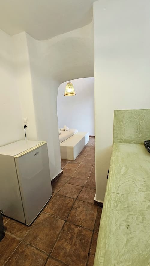 Kalitsi Canaves, Room