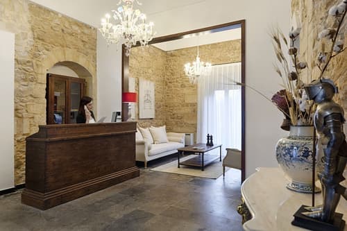 Itria Palace, Reception