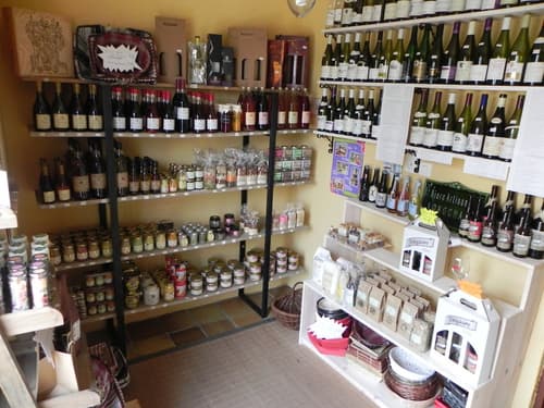 Aux Mésanges, Interior entrance