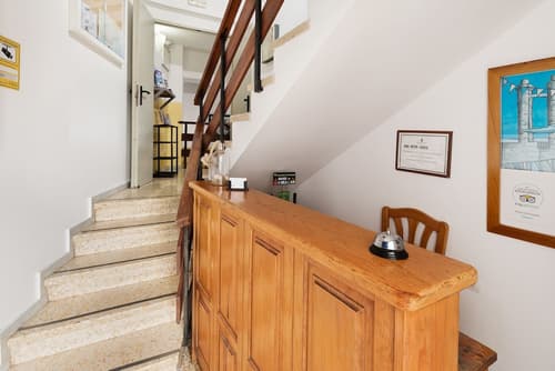 Pensión MAGEC, Reception