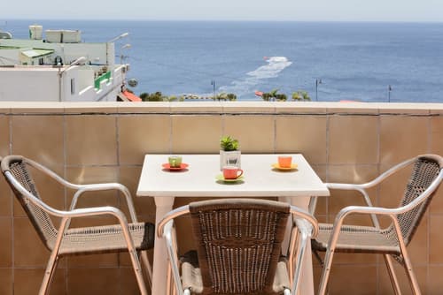 Pensión MAGEC, Primary image