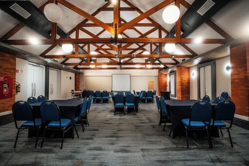 Laghetto Estação, Meeting facility