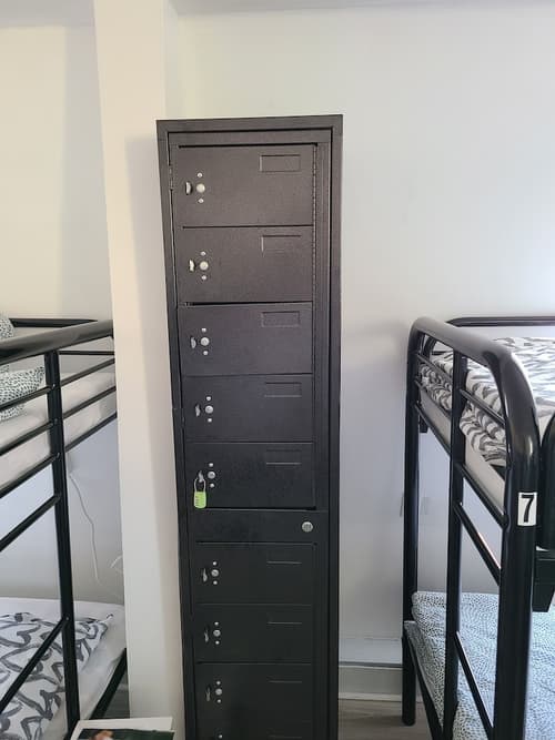 Queen Nest Hotel, Room