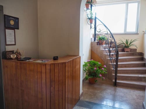 Kirch Hotel & Restaurant, Reception