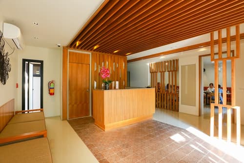 Lanna Thaphae Hotel, Lobby