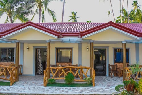 Aloha Seaside  Resort, Exterior