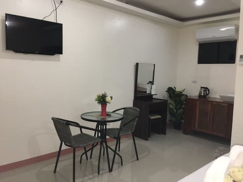 Aloha Seaside  Resort, Room