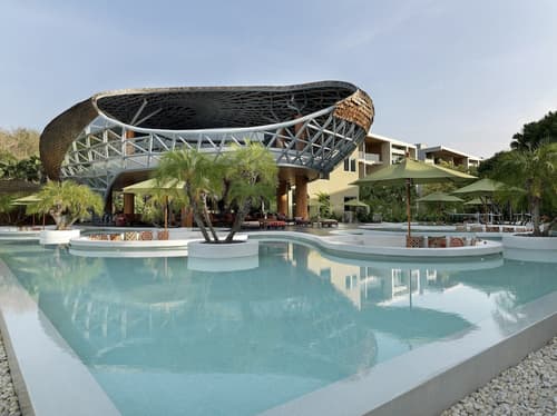 Wyndham Grand Nai Harn Beach Phuket, Lobby