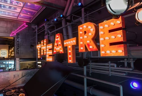 Moxy Boston Downtown, Lobby