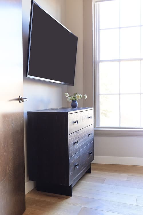 The Docent’s Collection – Thompson Block, Room