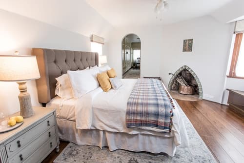 Hummingbird Estate Wine & Suites, Room