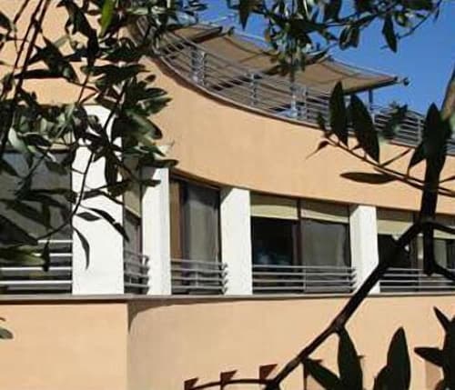 Il Castellaccio, Exterior