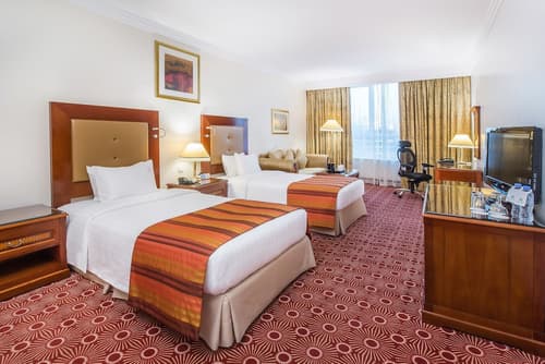 Sunday Hotel Holiday international Dubai, Room