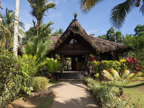 Uprising Beach Resort, Interior entrance