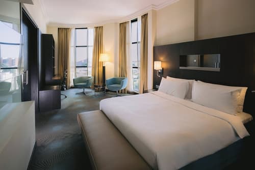 Holiday Inn Abu Dhabi by IHG, Room