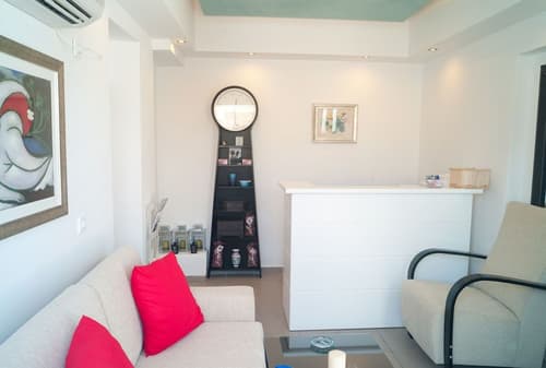 Villa Rose, Reception