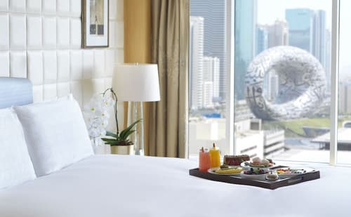 The Ritz-Carlton, Dubai International Financial Centre, Room