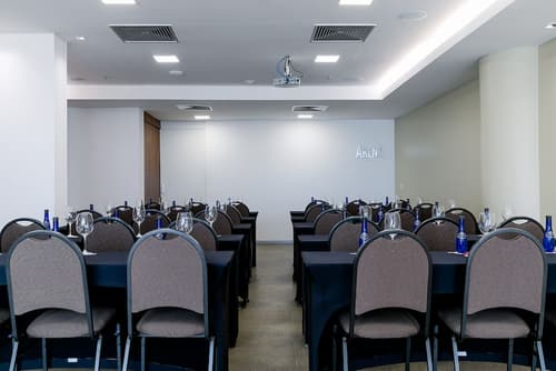 Arena Copacabana Hotel, Meeting facility