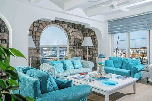 Le Ancore, Lobby sitting area