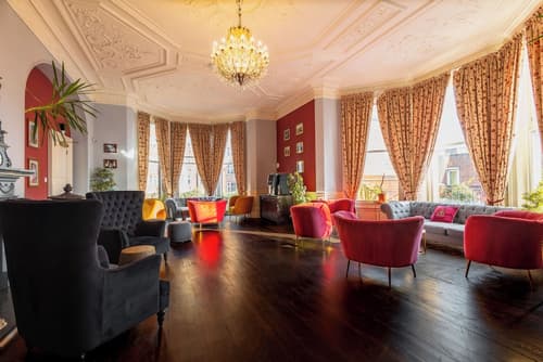 Palmers Lodge Swiss Cottage - Hostel, Lobby sitting area