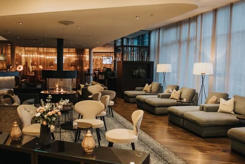 Courtyard by Marriott Stockholm Kungsholmen, Lobby sitting area