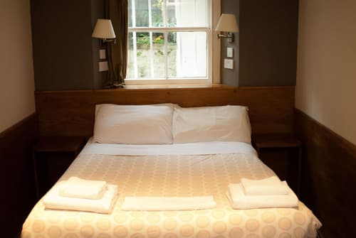 Edinburghhouse Hotel, Room