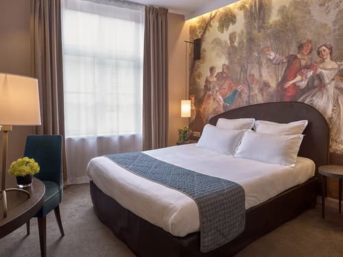 Hotel De Guise, Room